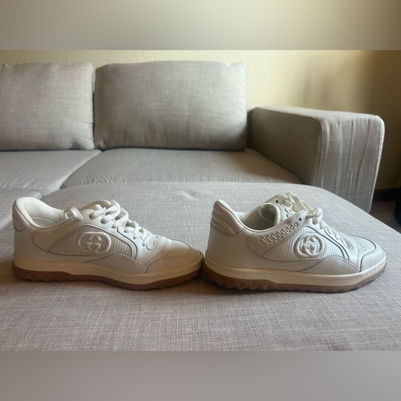Gently worn Gucci Sneakers - Picture 1 of 4